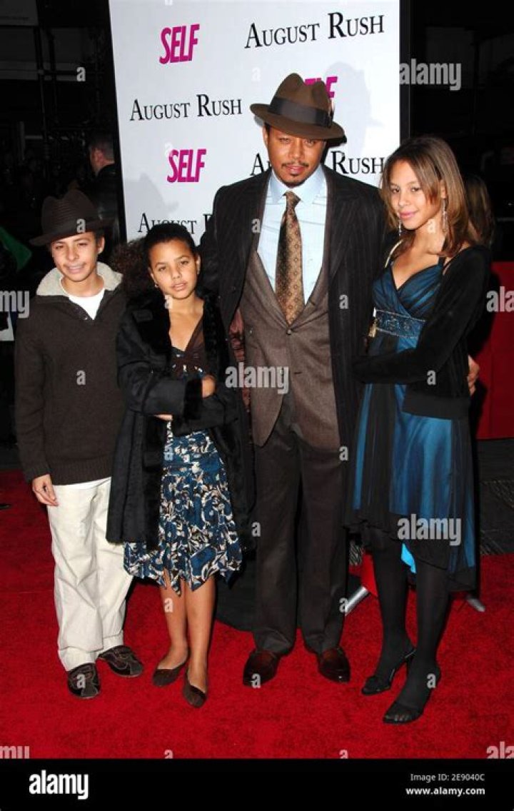 Terrence Howard Siblings