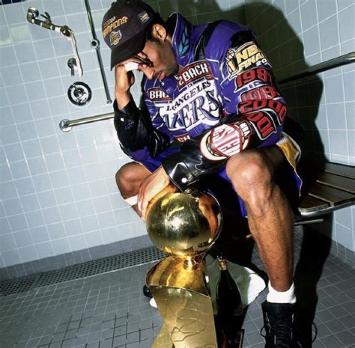 The Sad Truth About Kobe Bryant&rsquo;s Parents