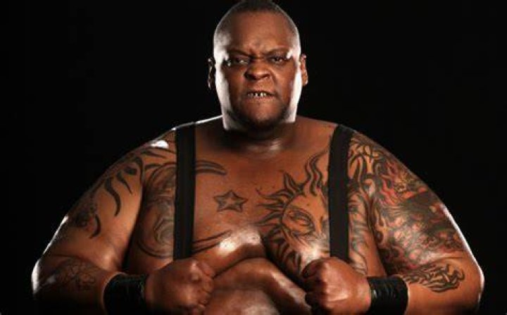Top 20 Fattest WWE Superstars Of All Time