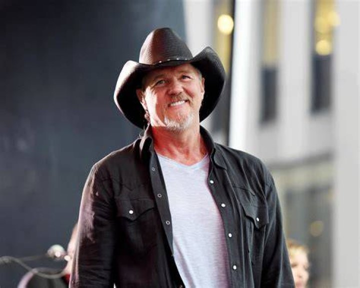 Trace Adkins aka Mr yummy Trace adkins, Country music, Tracing
