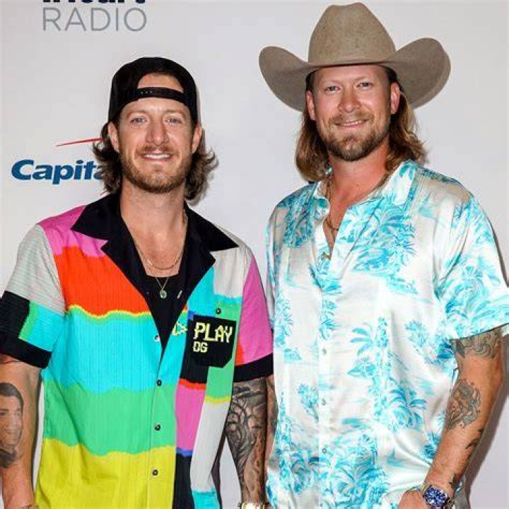 Tyler Hubbard News Us Weekly