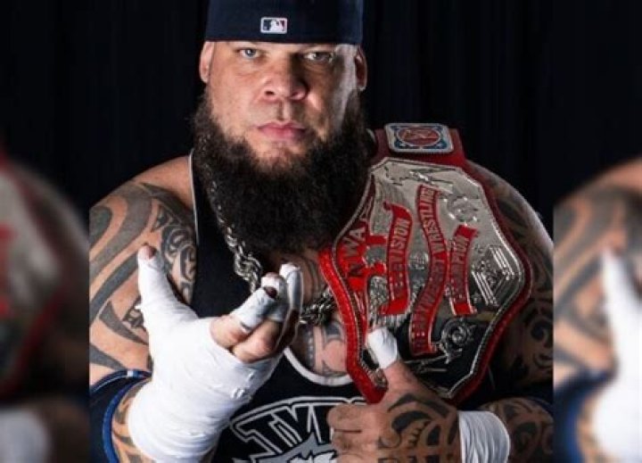 Tyrus Bio, Wiki, Net Worth, Salary, Age, Wife, Children, Siblings