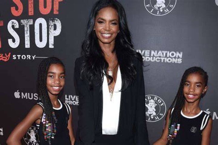 Update Kim Porter and twins at Boom Boom Room gifting suites