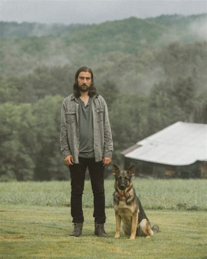 Vermont native Noah Kahan embarks on U.S. tour with James Bay The