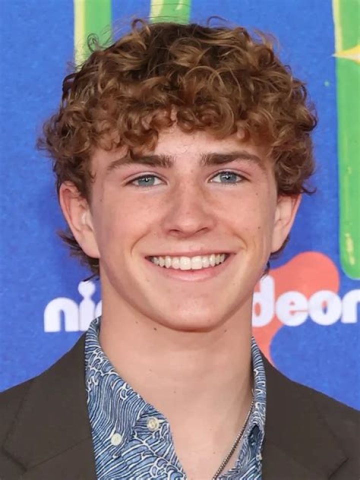 Walker Scobell in 2022 Walker, Percy jackson, Babysitter