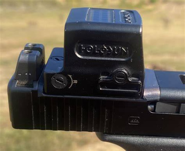What mount does Holosun use?
