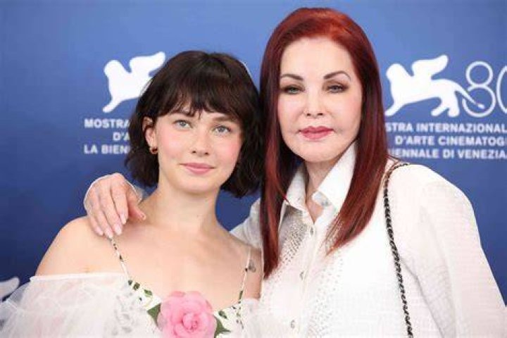 What Priscilla Presley Told Cailee Spaeny After Seeing Her In 'Priscilla'