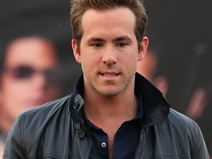 What religion is Ryan Reynolds? Is Ryan Reynolds a Christian or Jewish?
