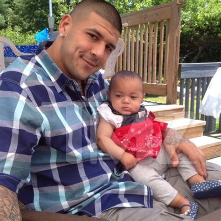 Where Is Aaron Hernandez&rsquo;s Daughter Now? She's a Big Sister