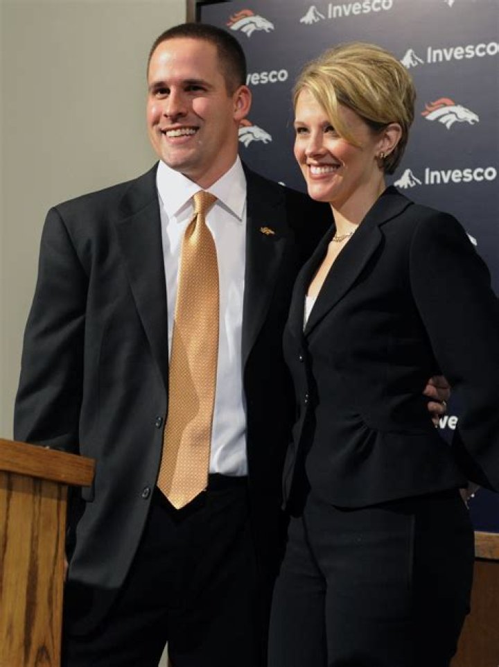 Who is Josh McDaniels wife Laura? Raiders coach reportedly turned down