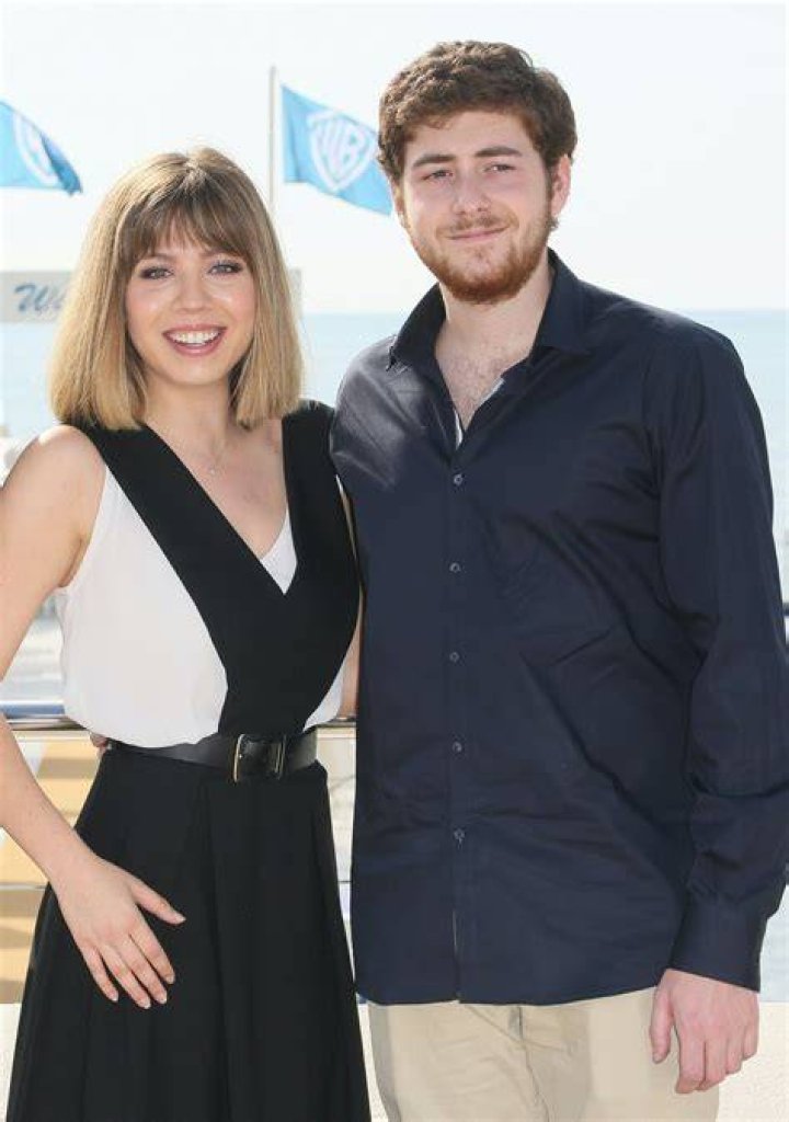 Who Is McCurdy Dating? The Actress Is Super TightLipped about