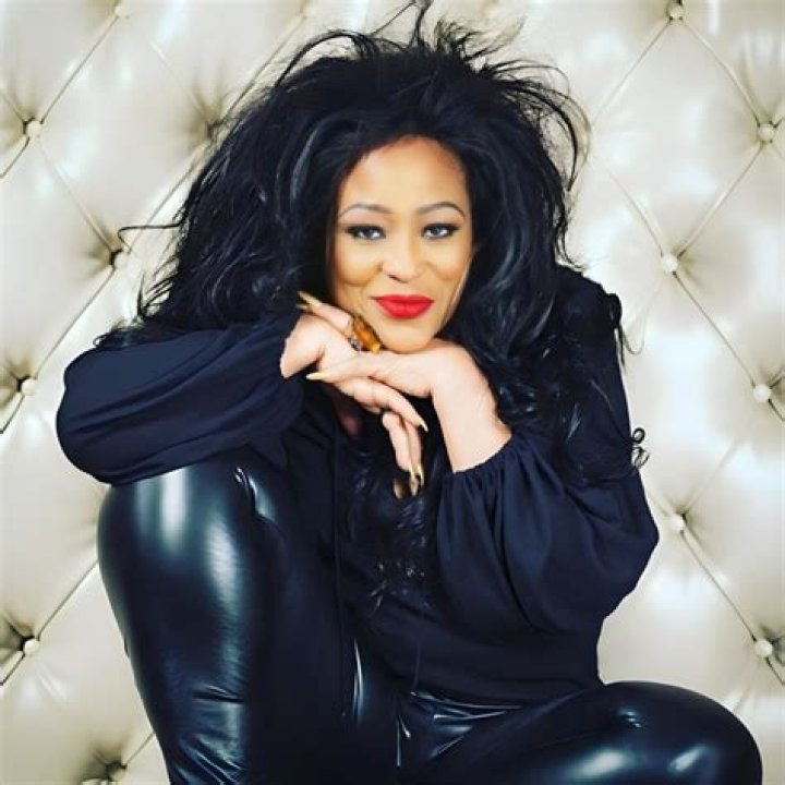 Who is Miki Howard Dating? Relationships Boyfriend Husband
