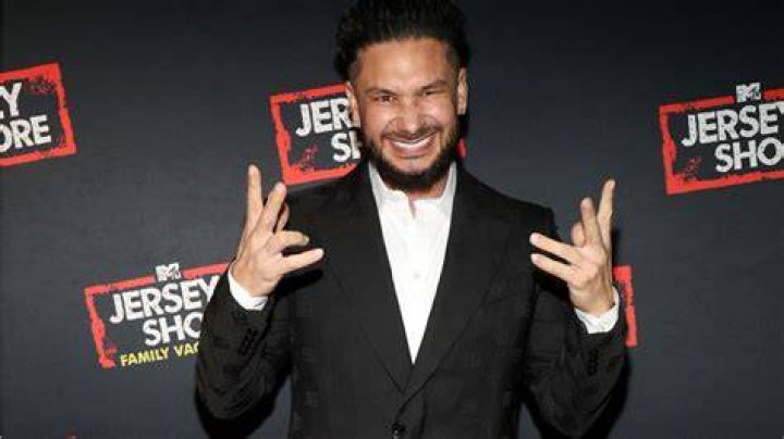 Who is Pauly D's girlfriend, Nikki Hall? The US Sun