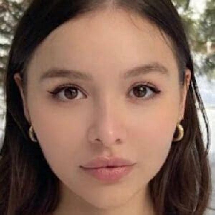 Who is Sophie Mudd? Age, bio, relationship, OnlyFans, height, salary
