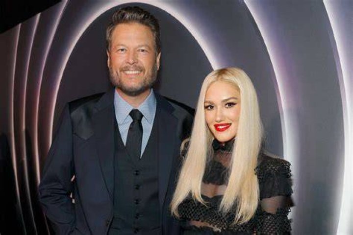Why Gwen Stefani & Blake Shelton Rang in the New Year Separately