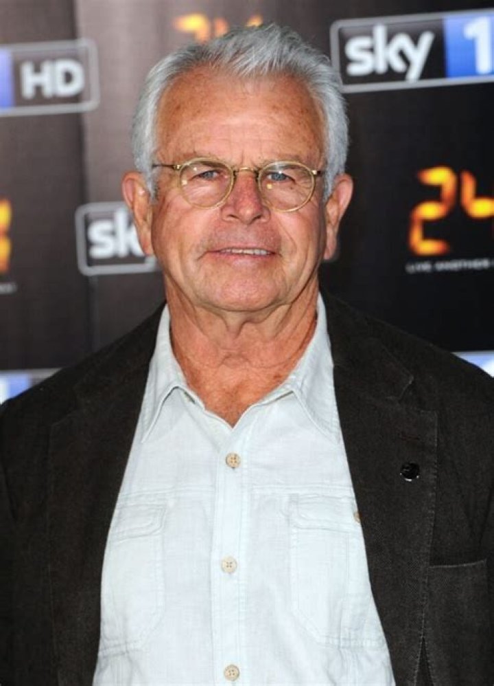 William Devane Net Worth, Height, Age, Affair, Career, and More