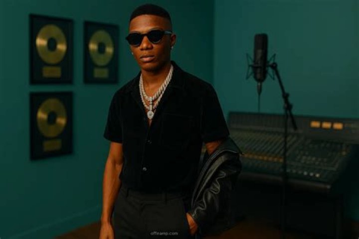 Wizkid Net WorthWiki,bio,Nigerian Singer,earnings,Career,Songs,Albums