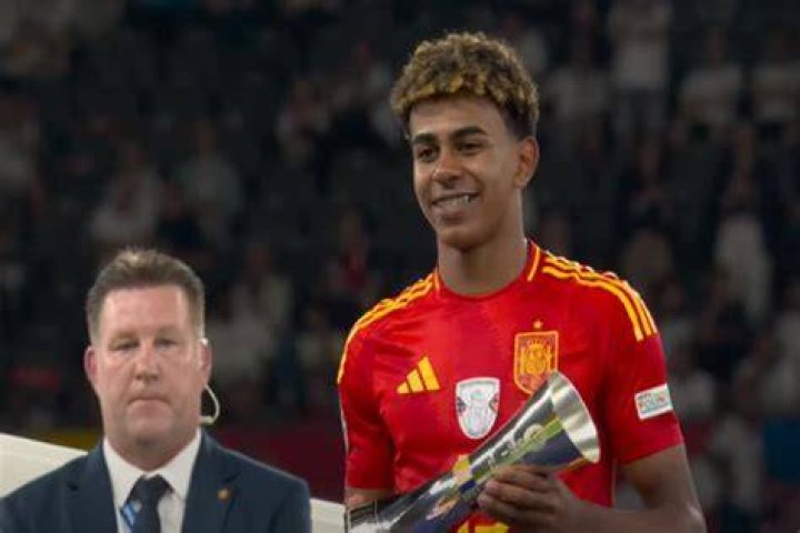 Yamal to Youngest to Ever Play in Euro 2024? FIFPlay