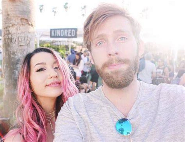 YouTuber Mia Star Boyfriend Who Was She Dating?